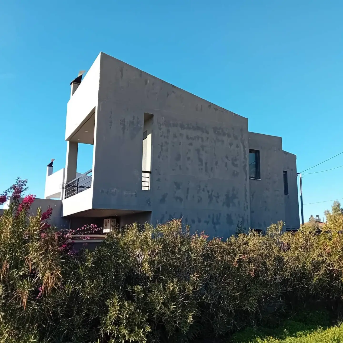 Πολυτελής νεόδμητη μεζονέτα 142 τ.μ. στην Καρυά / Σούλι